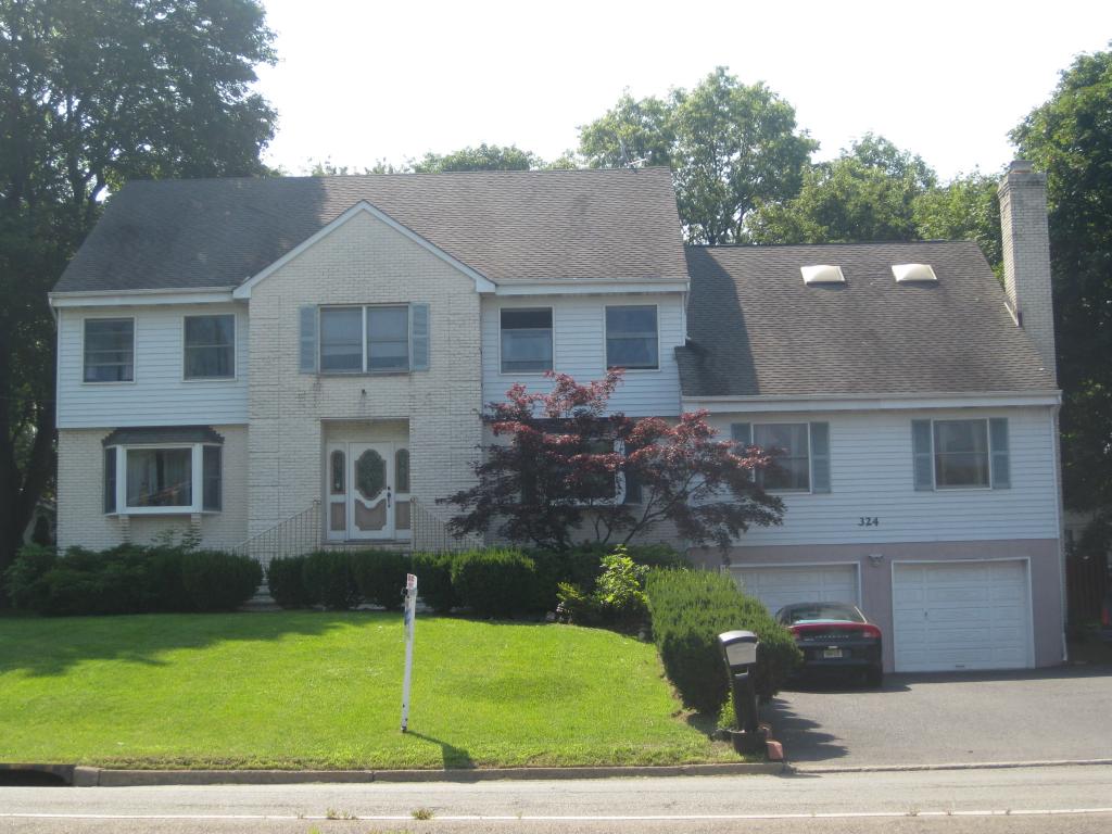 MLS #/Web ID: 2698437