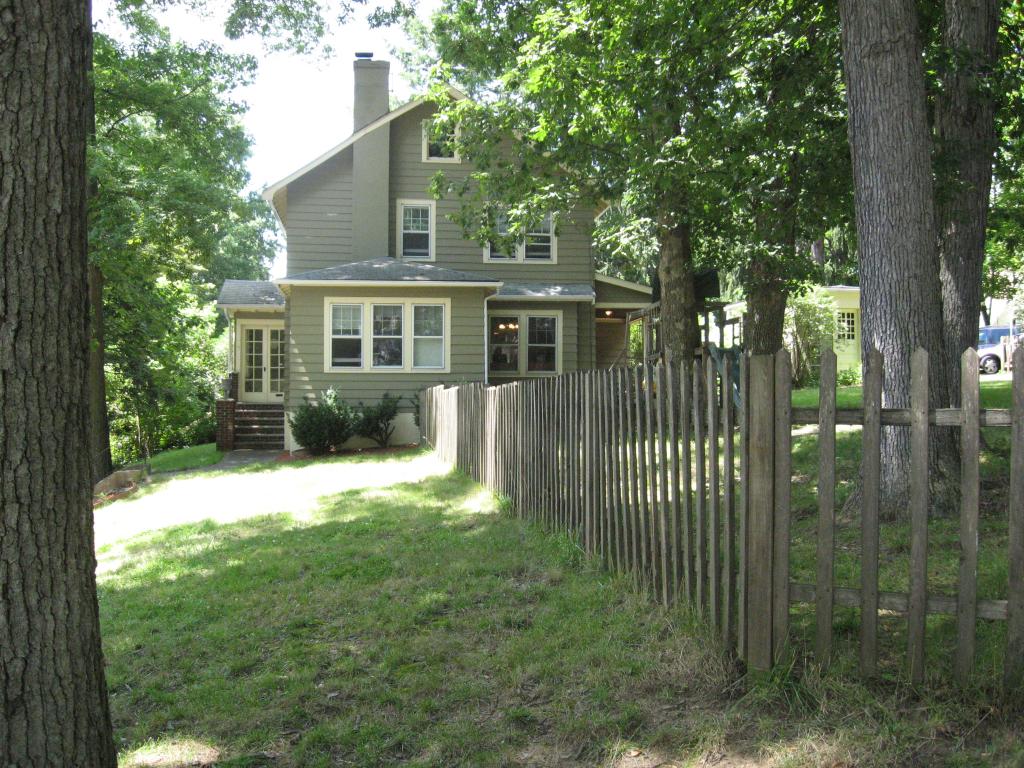 51 Ravine Avenue