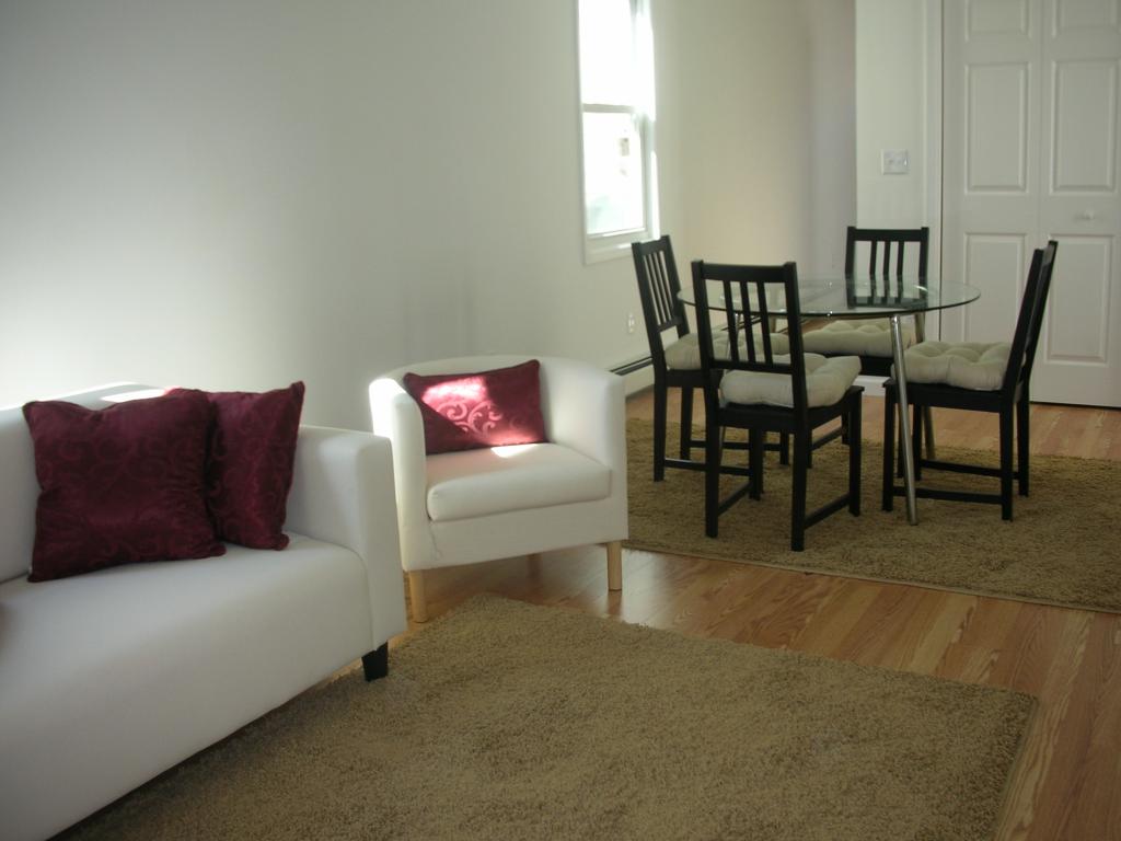 6 Tuxedo Place