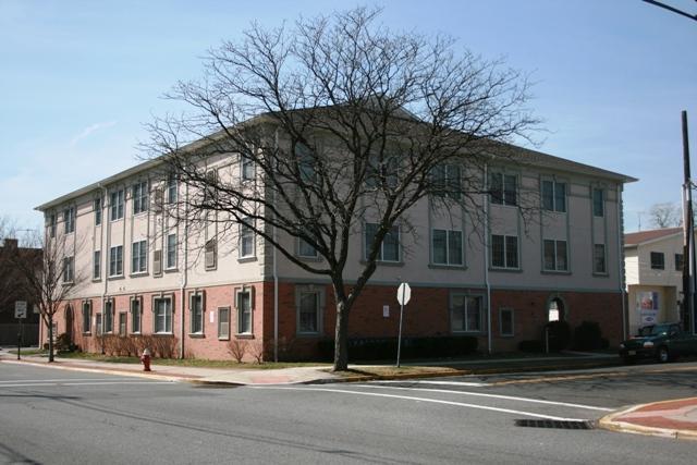 400 NORTH AVE UNIT C2