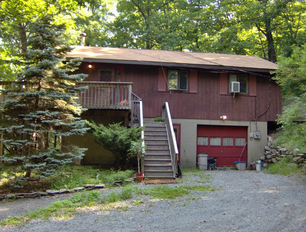 MLS #/Web ID: 2717337