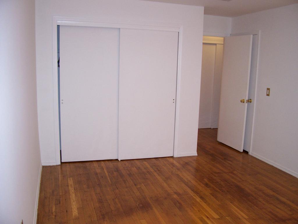 323 GILLS LN UNIT 11H