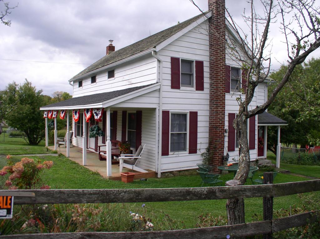 Single Family Home for Sale, ListingId:13088315, location: 135 MUDTOWN RD Wantage 07461