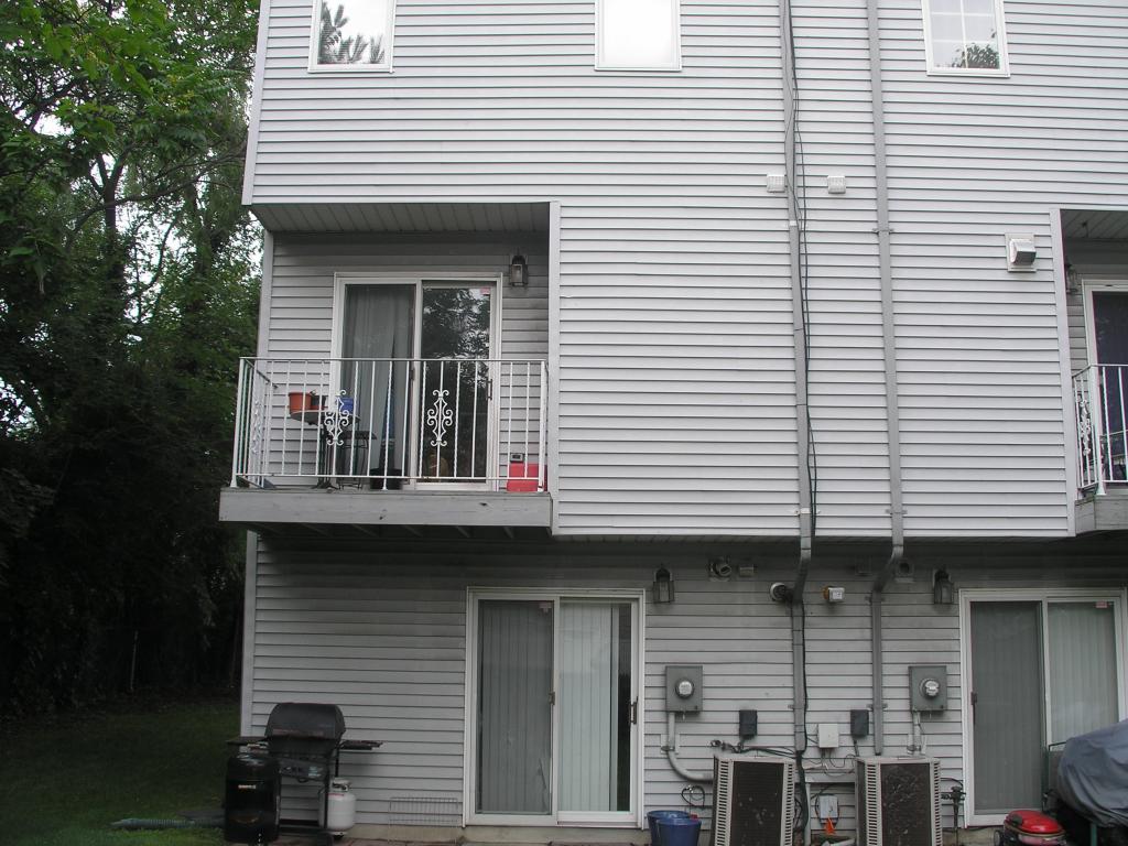 128 Oak Street