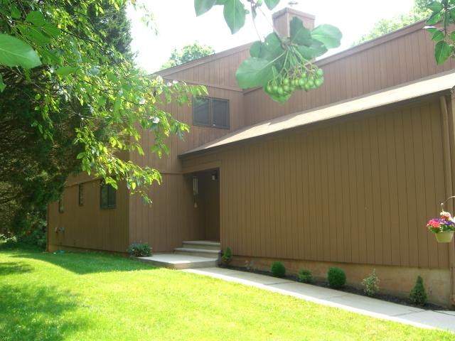 MLS #/Web ID: 2697038