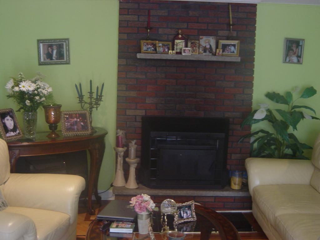 MLS #/Web ID: 2711838