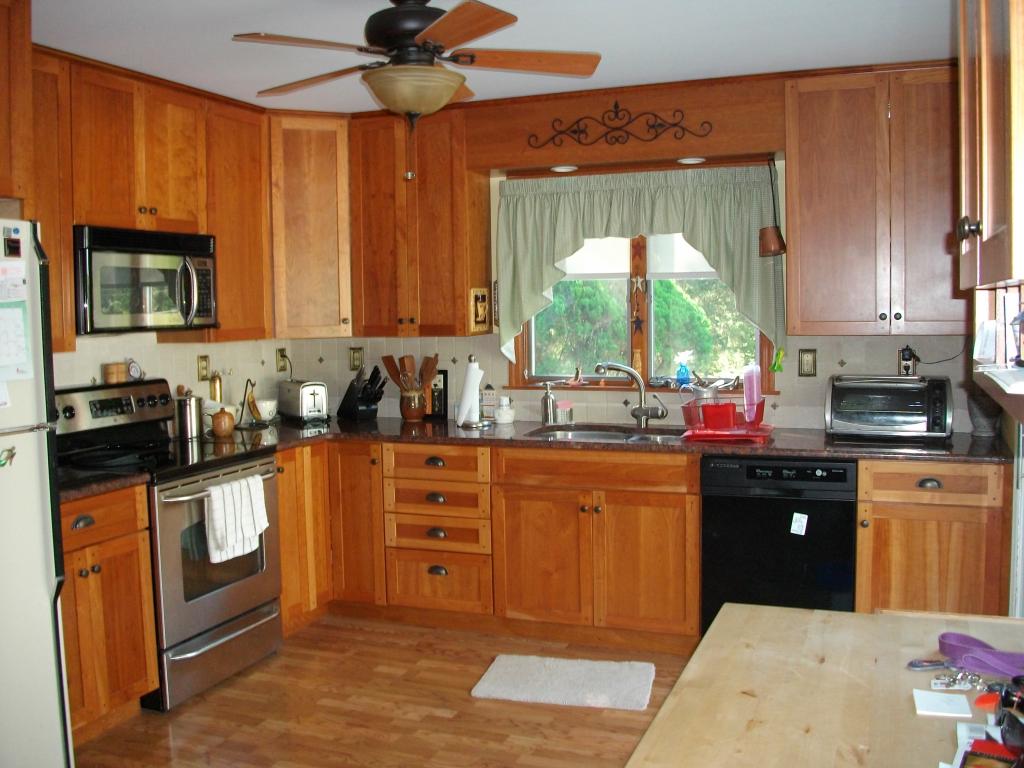 51 RIDGEWAY AVE