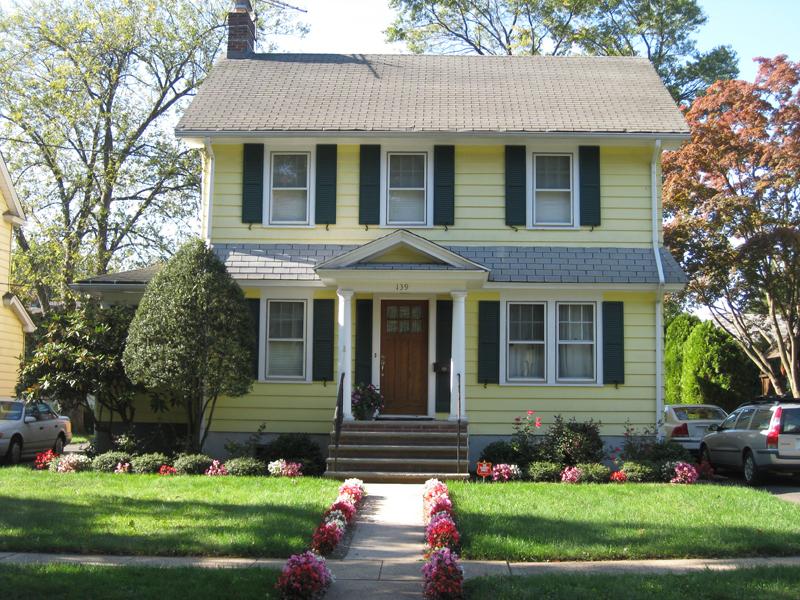 139 SANDFORD AVE