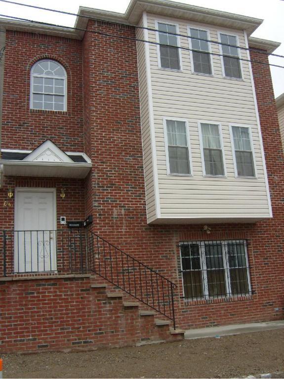 MLS #/Web ID: 2724938