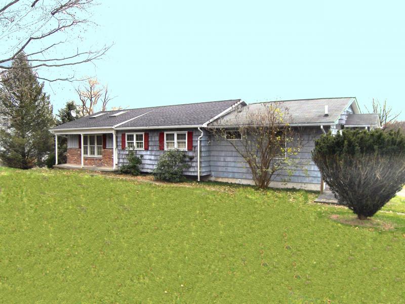 MLS #/Web ID: 2726838