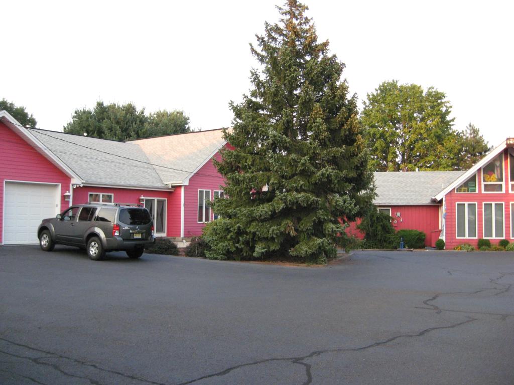 MLS #/Web ID: 2573139