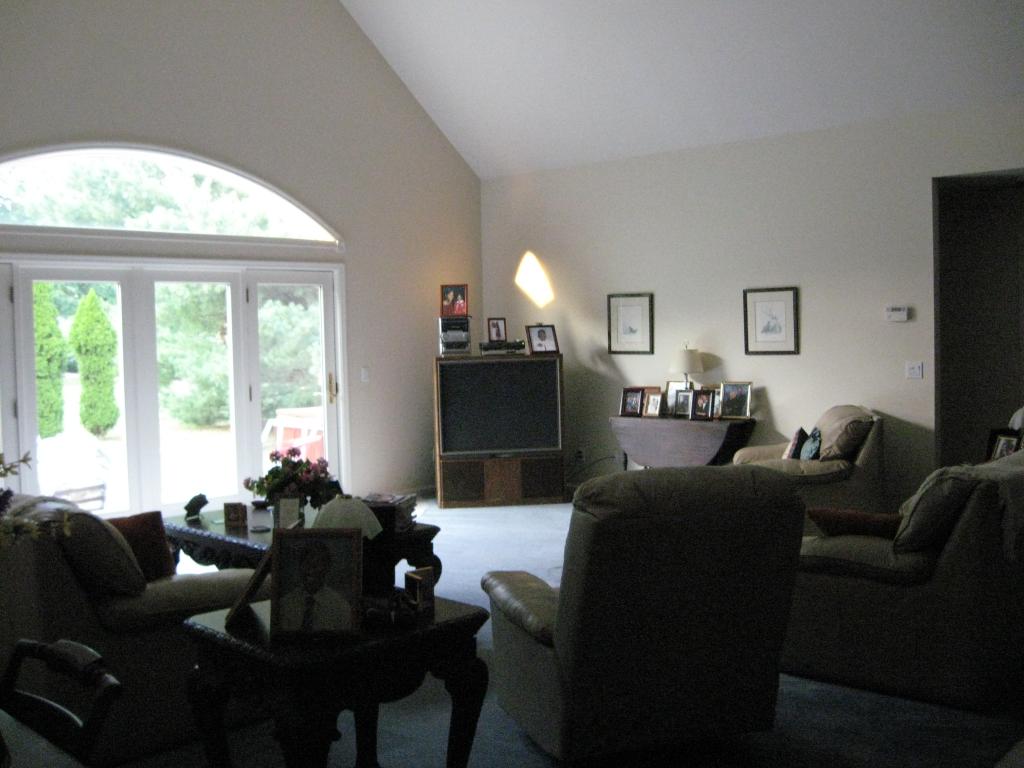 MLS #/Web ID: 2573139