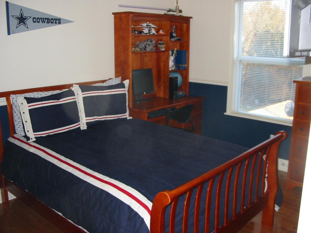 36 Holly Drive
