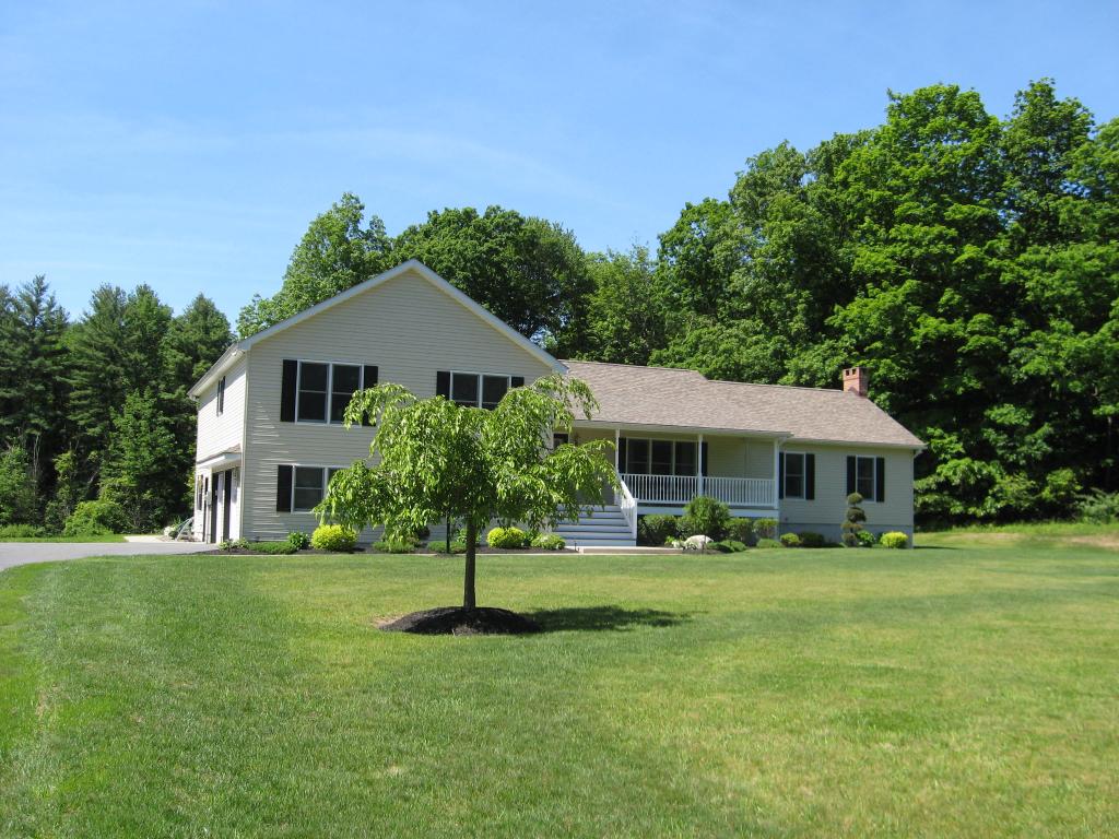 7 Twin Pond Road