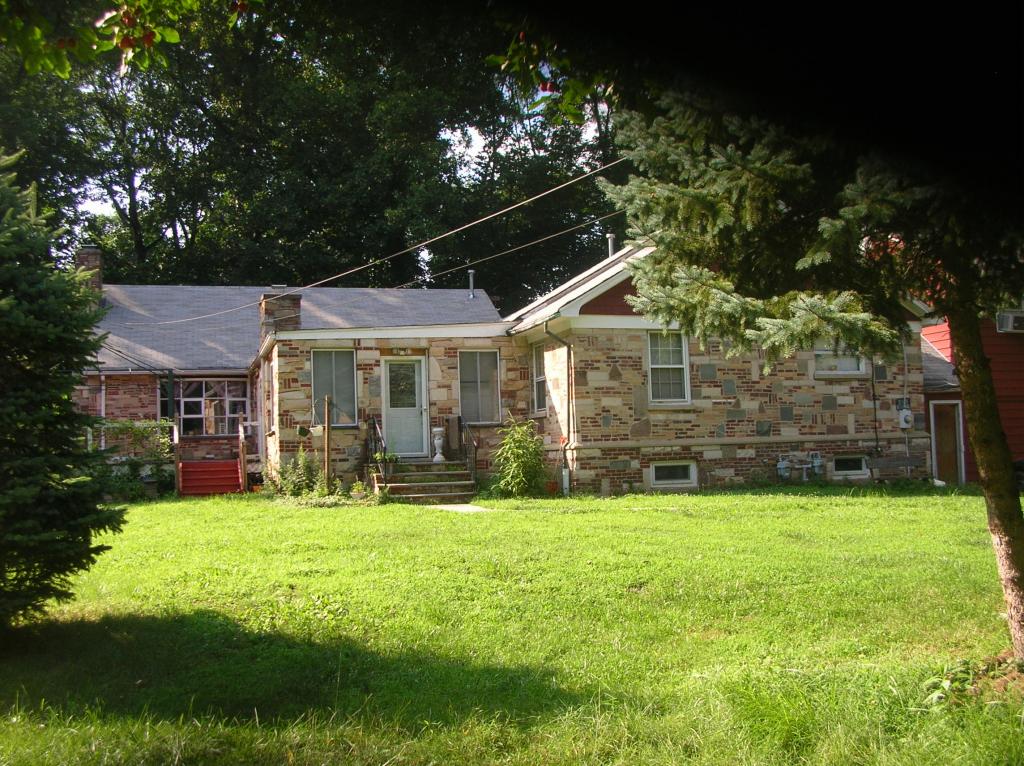 MLS #/Web ID: 2702839