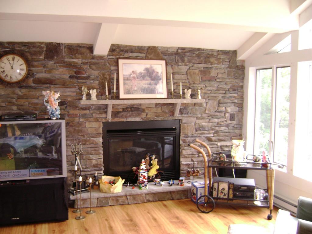 88 N Deer Trail