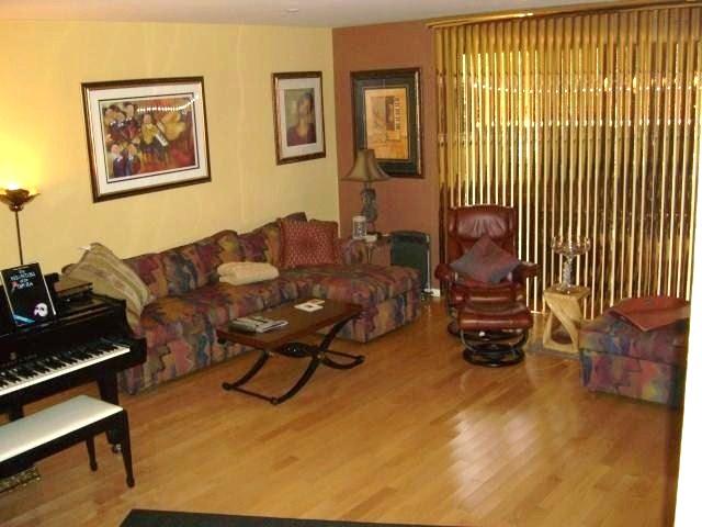 MLS #/Web ID: 2725239