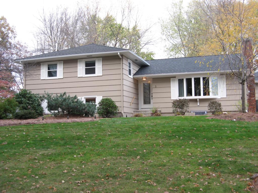 3 BRIARCLIFF RD