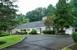444 OLD SHORT HILLS RD