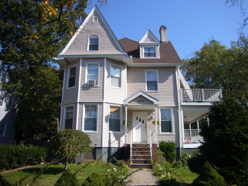 MLS #/Web ID: 2726439