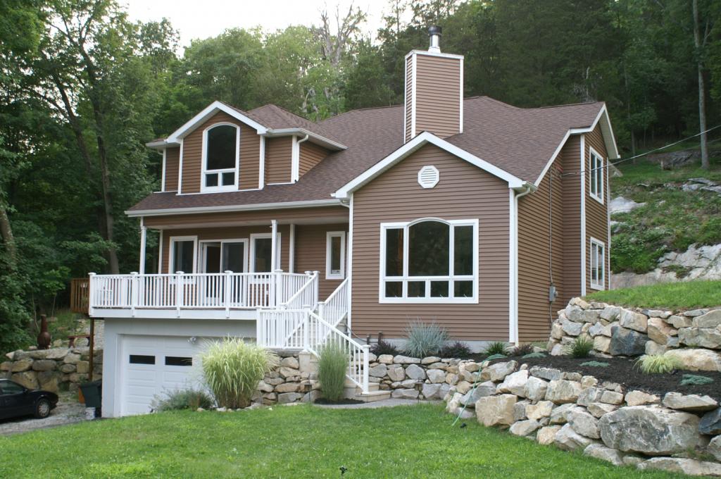 MLS #/Web ID: 2512640