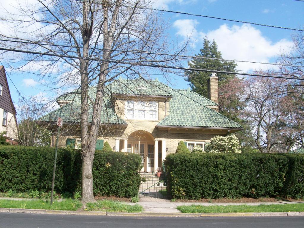 MLS #/Web ID: 2678640