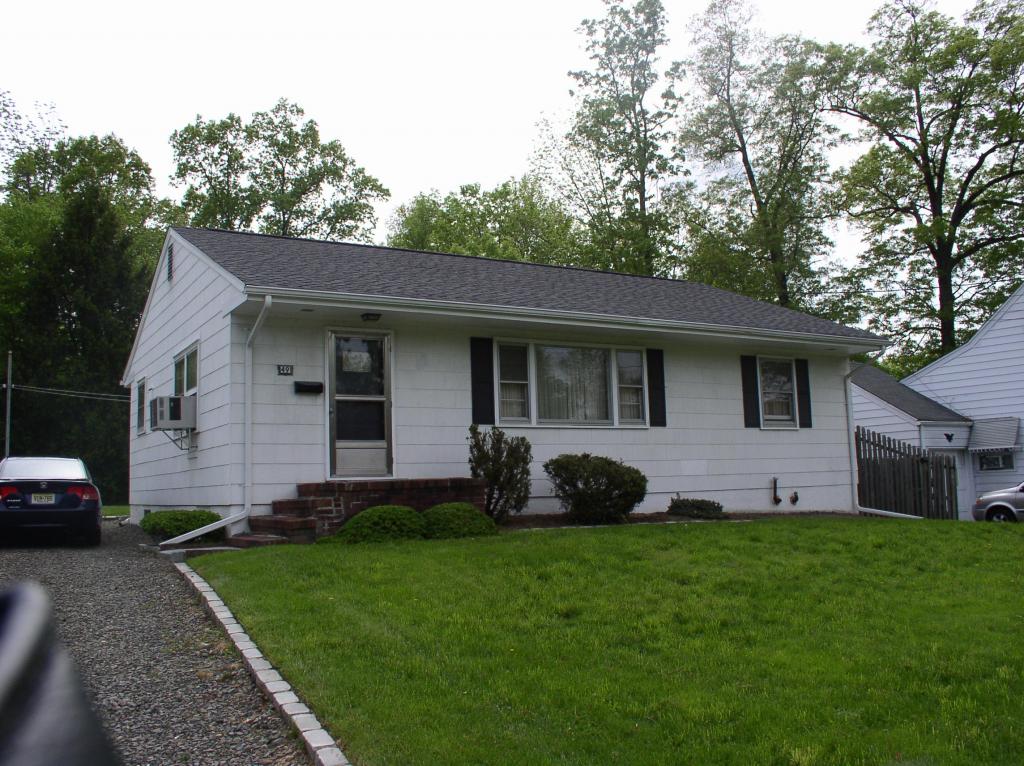 MLS #/Web ID: 2688340