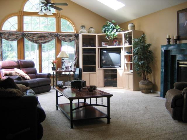 MLS #/Web ID: 2690640