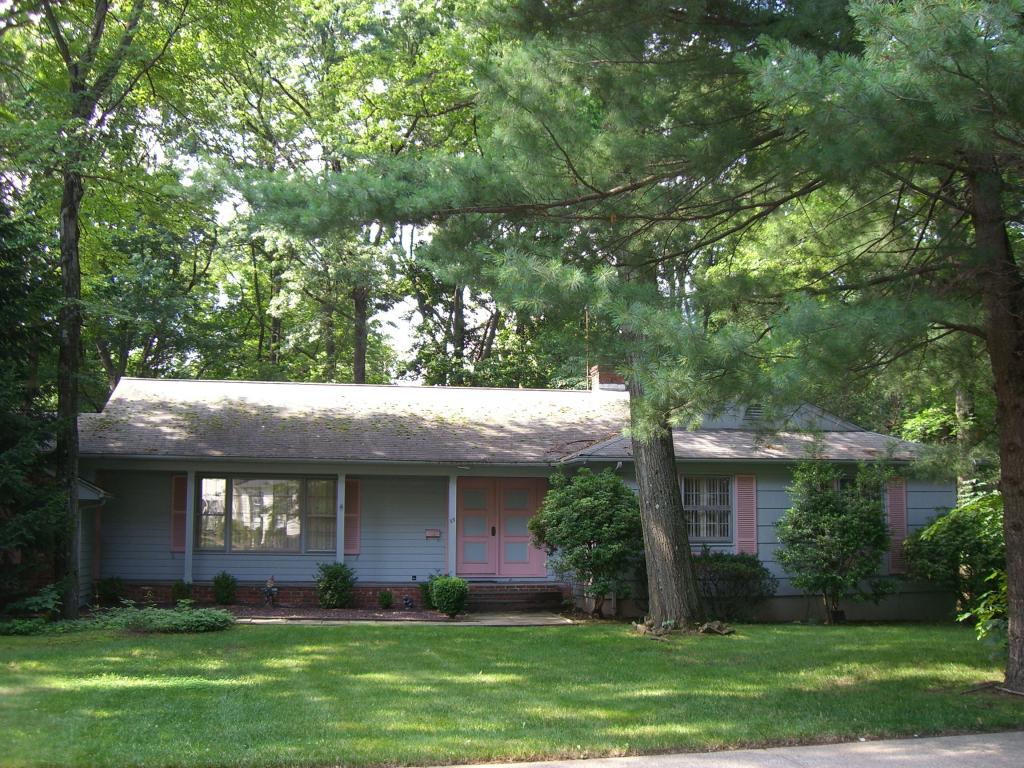 MLS #/Web ID: 2694740