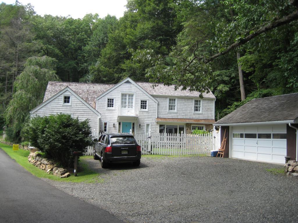341 MT HARMONY RD