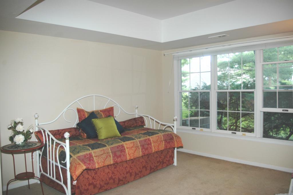 MLS #/Web ID: 2714740