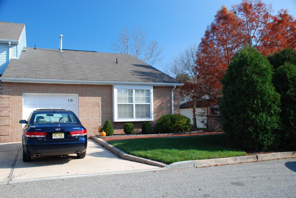 MLS #/Web ID: 2725140