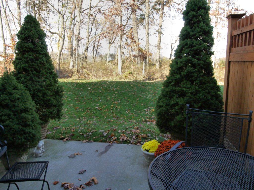 302 FARLEY RD