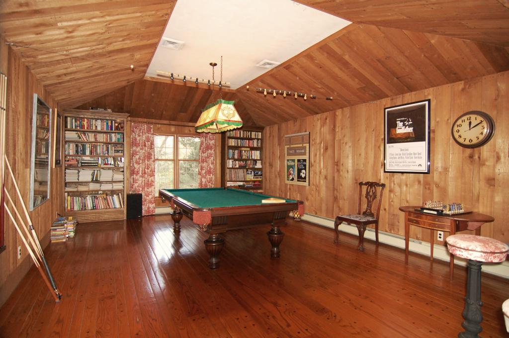 3 GLENWOOD DR