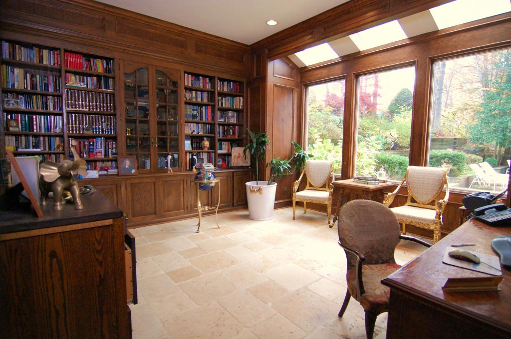 3 GLENWOOD DR