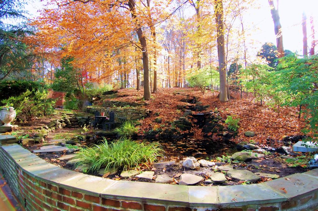 3 GLENWOOD DR