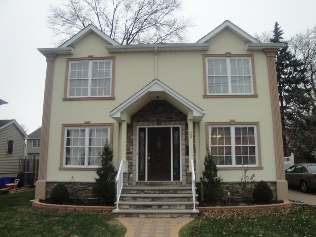 MLS #/Web ID: 2731740