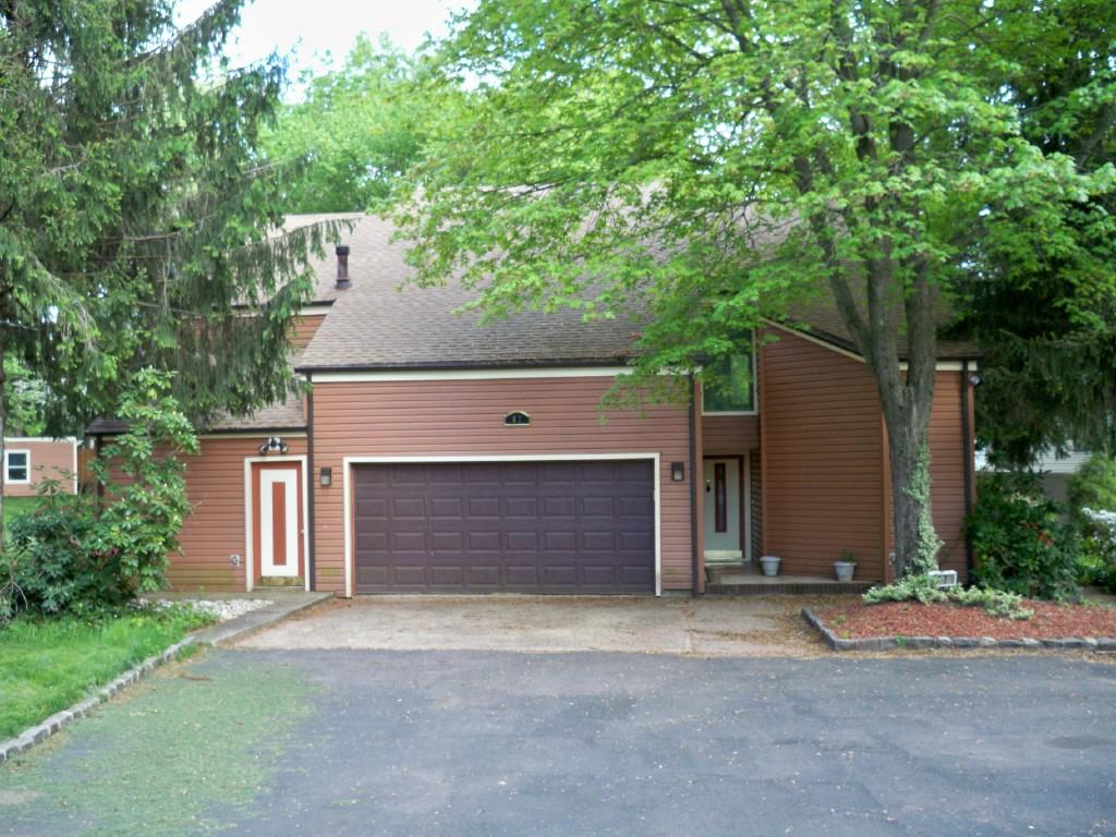 67 MEADOW AVE
