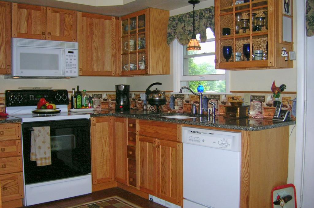 8 PLEASANT RD