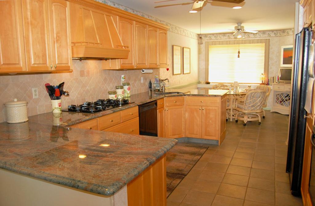 23 FELLS MANOR RD C0023