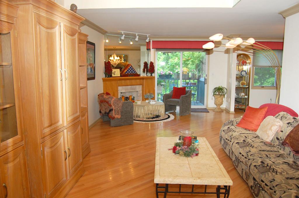 23 FELLS MANOR RD C0023
