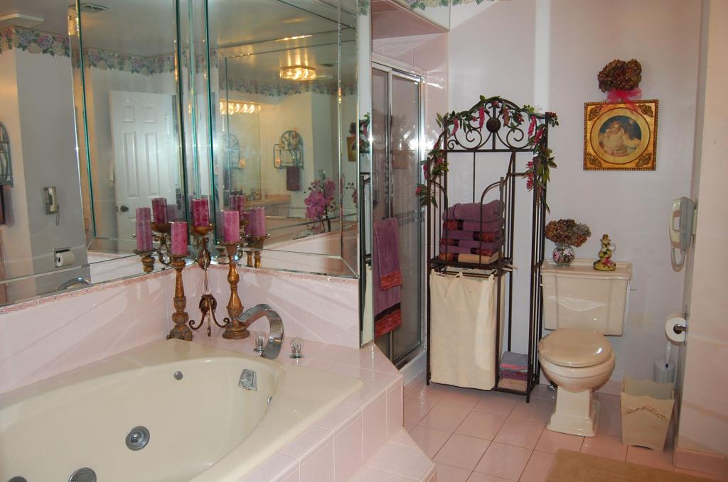 23 FELLS MANOR RD C0023