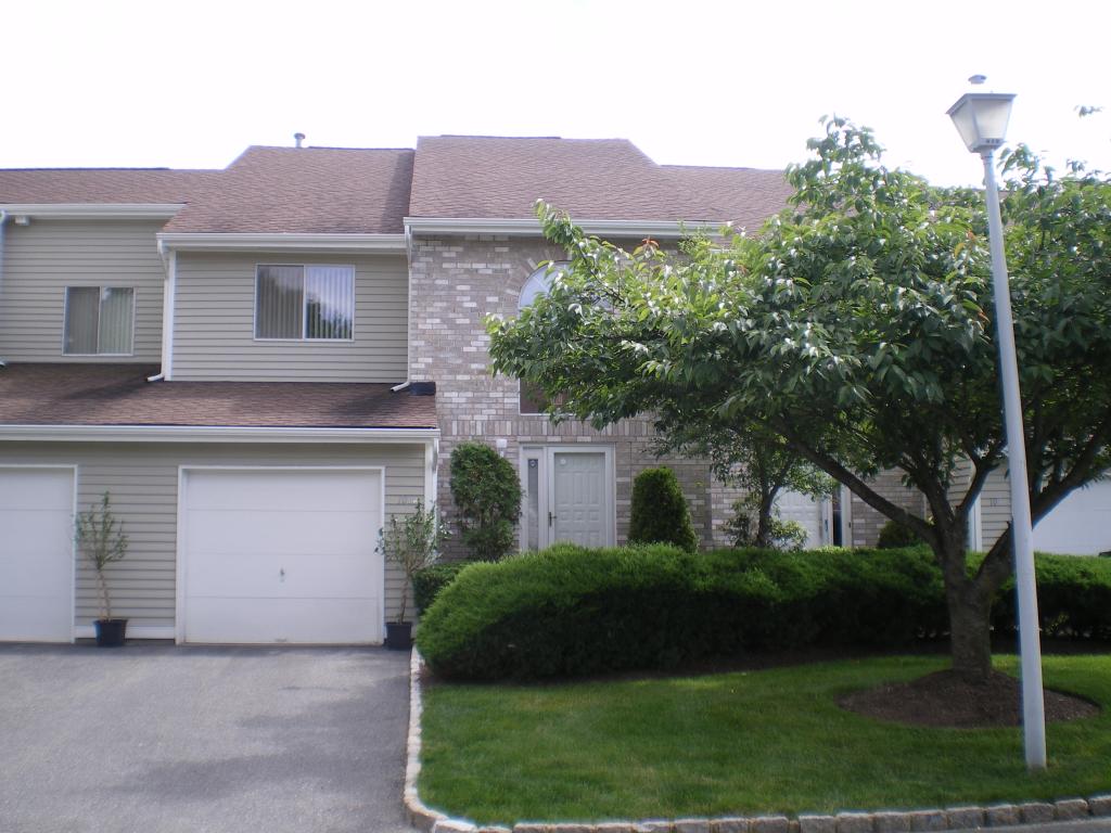 106 CASTLE RIDGE DRIVE