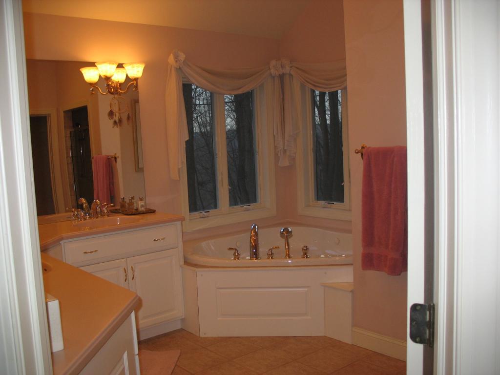 MLS #/Web ID: 2697641