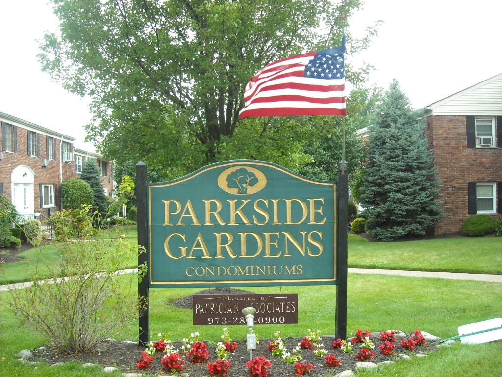 MLS #/Web ID: 2700641