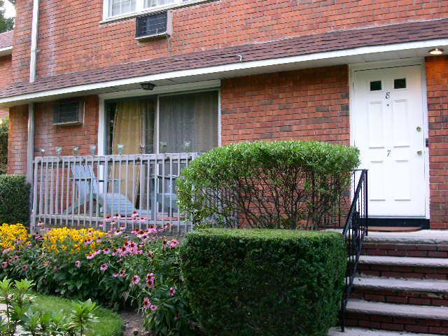 MLS #/Web ID: 2702241