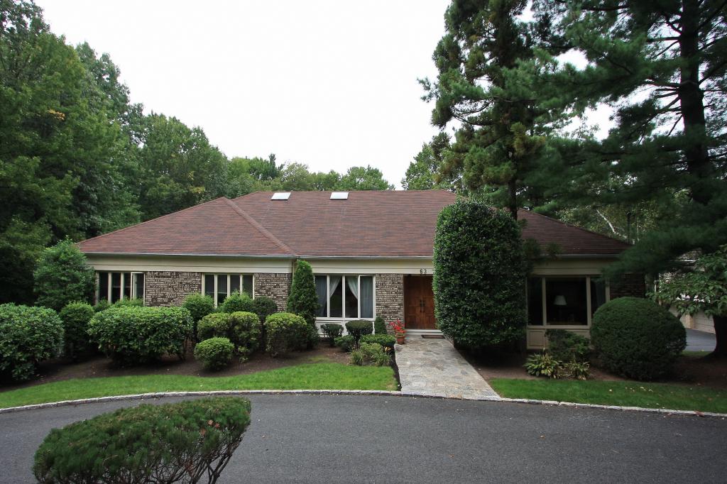 63 SKYLARK RD