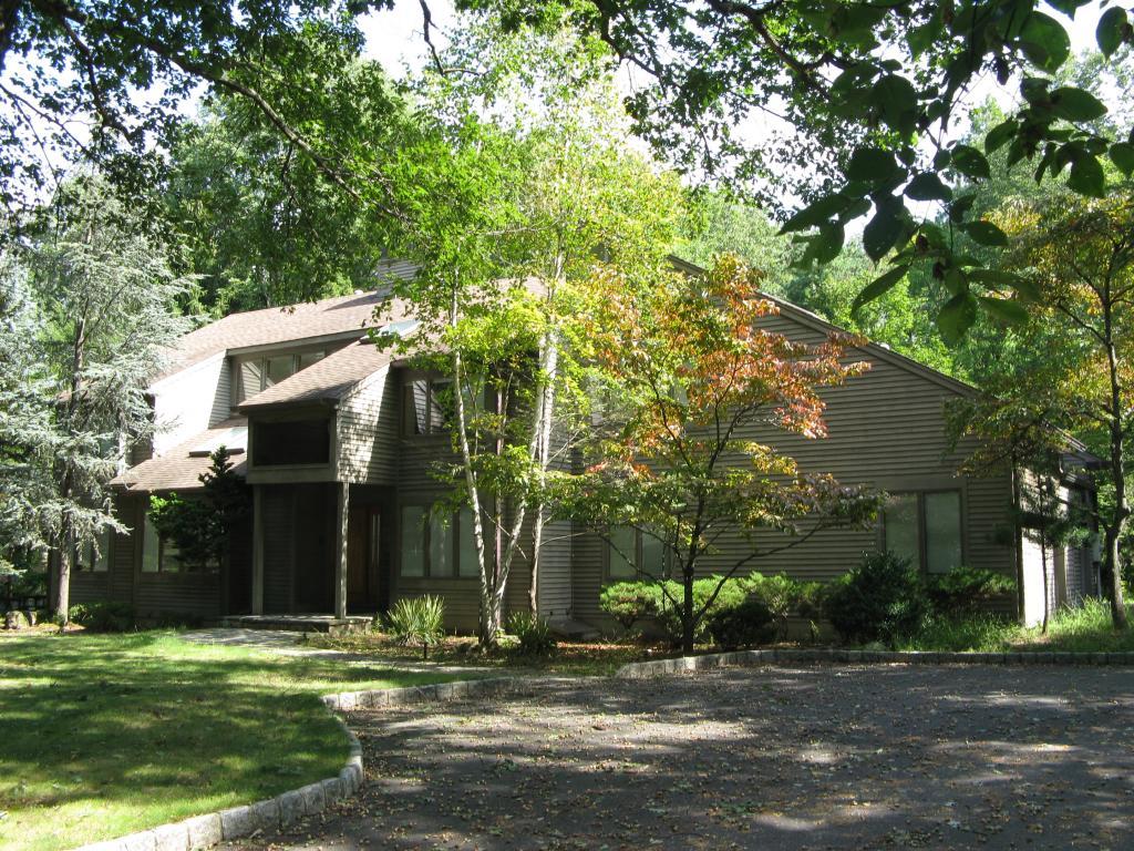83 ANDERSON RD