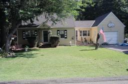 7 CLEARWATER RD