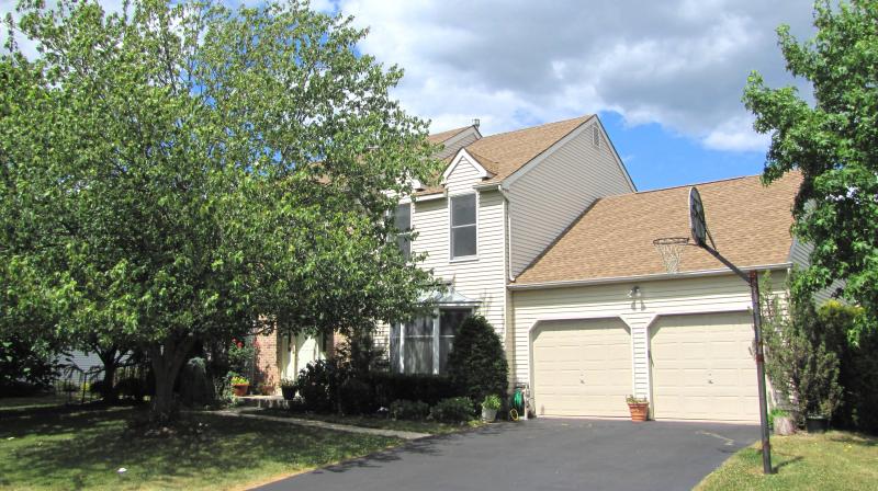MLS #/Web ID: 2721441
